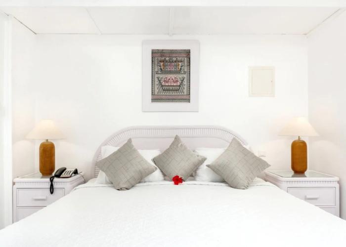 Studio in Lowlands, With Wonderful sea View, Shared Pool, Furnished Balcony