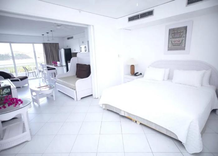 Studio in Lowlands, With Wonderful sea View, Shared Pool, Furnished Balcony