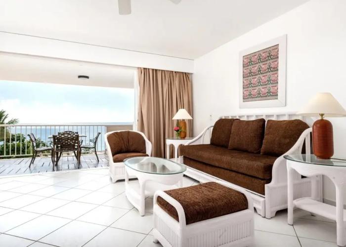 Studio in Lowlands, With Shared Pool, Furnished Balcony and Wifi