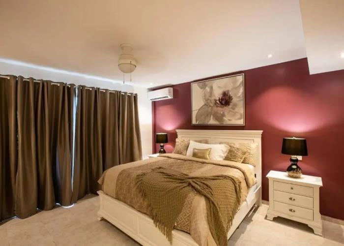 Garden View Condo in Maho