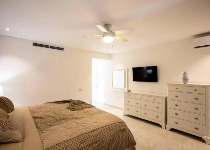 Garden View Condo in Maho
