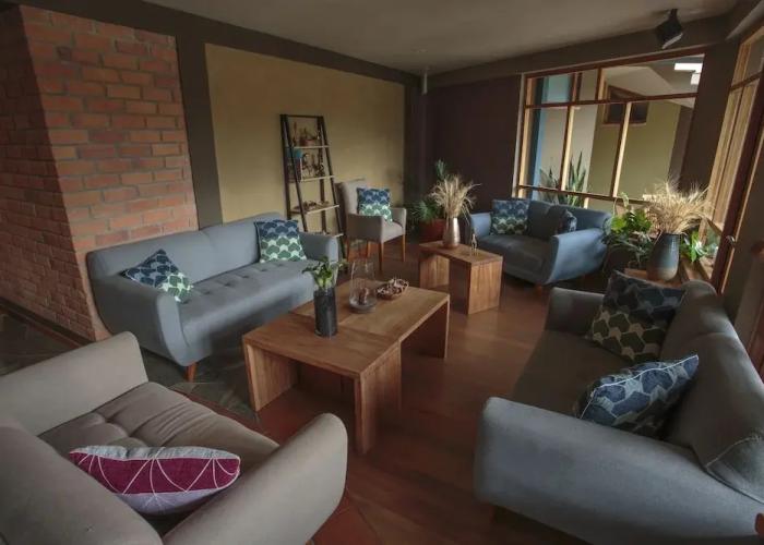 Fleur Lodge