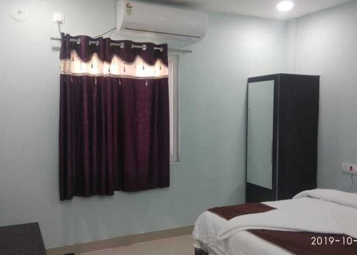 iROOMZ Partha Grand