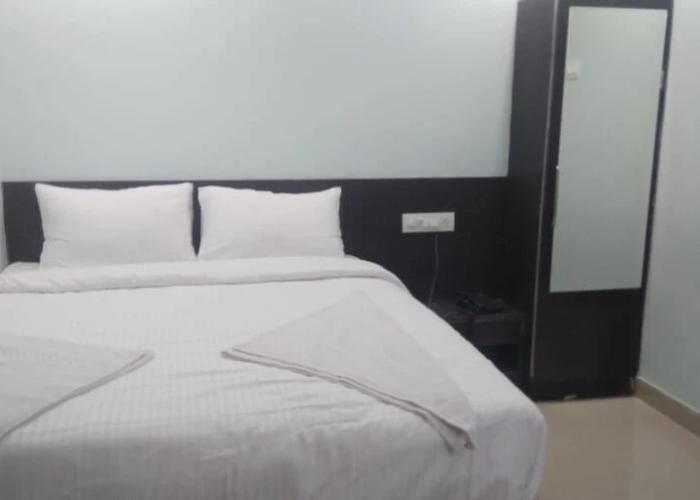 iROOMZ Partha Grand