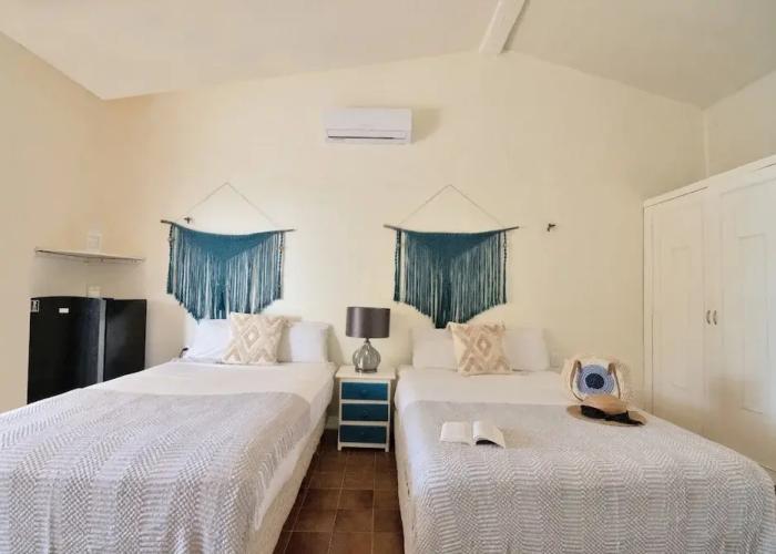 Arena y Mar Beachfront House, El Cuyo by The Spot Rentals