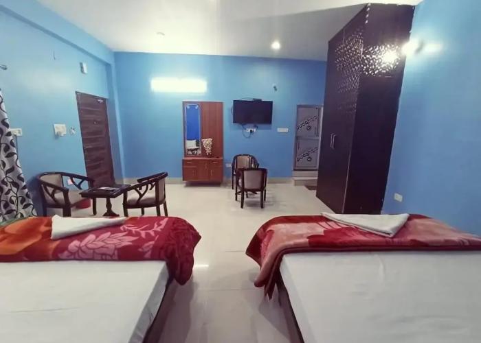 Hotel Anand Lok