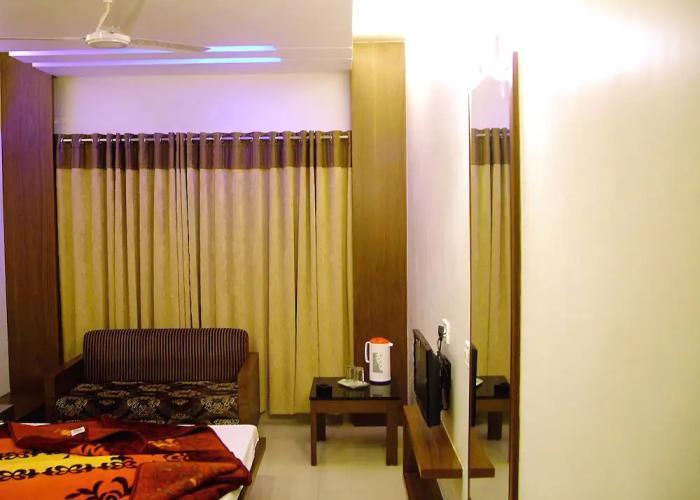 Hotel Rajmandir
