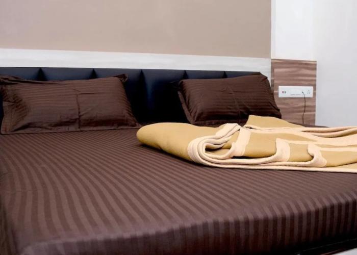 Shree Hotel