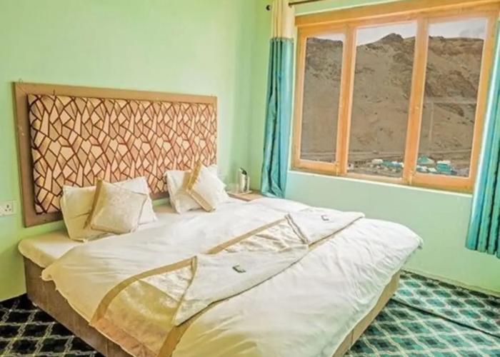 TIH Tsomoriri Hotel Lake View