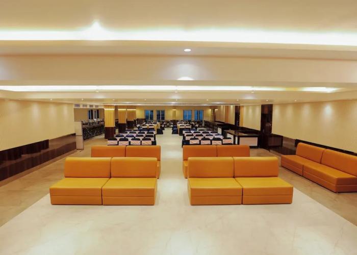 Blue Diamond The Hotel