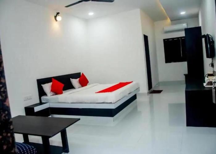 Hotel Deendayal