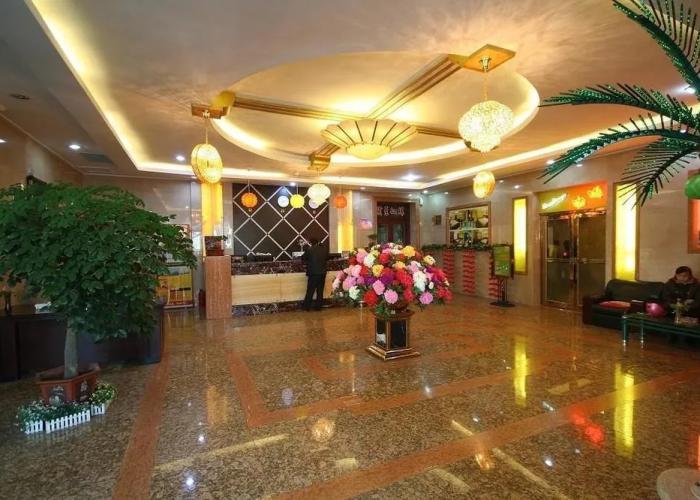 Donglai Hotel
