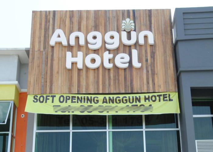 Anggun Hotel