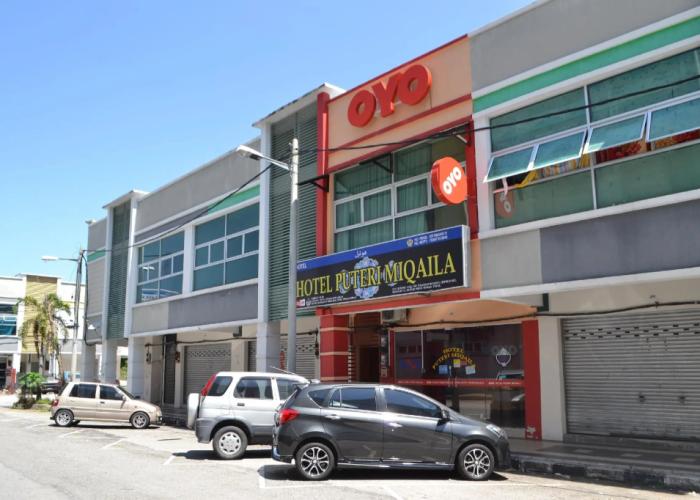 OYO 89691 Hotel Puteri Miqaila