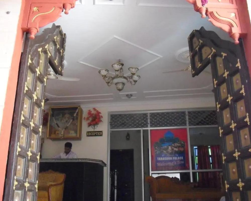 Haveli Taragarh Palace