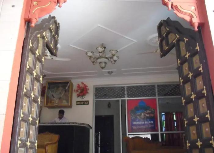Haveli Taragarh Palace