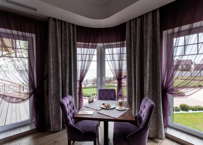 Aura Hotel