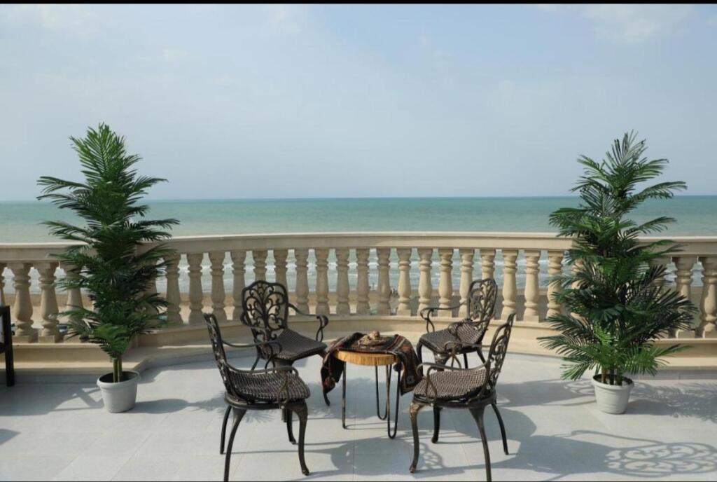 NovART Gallery&Sea Hotel