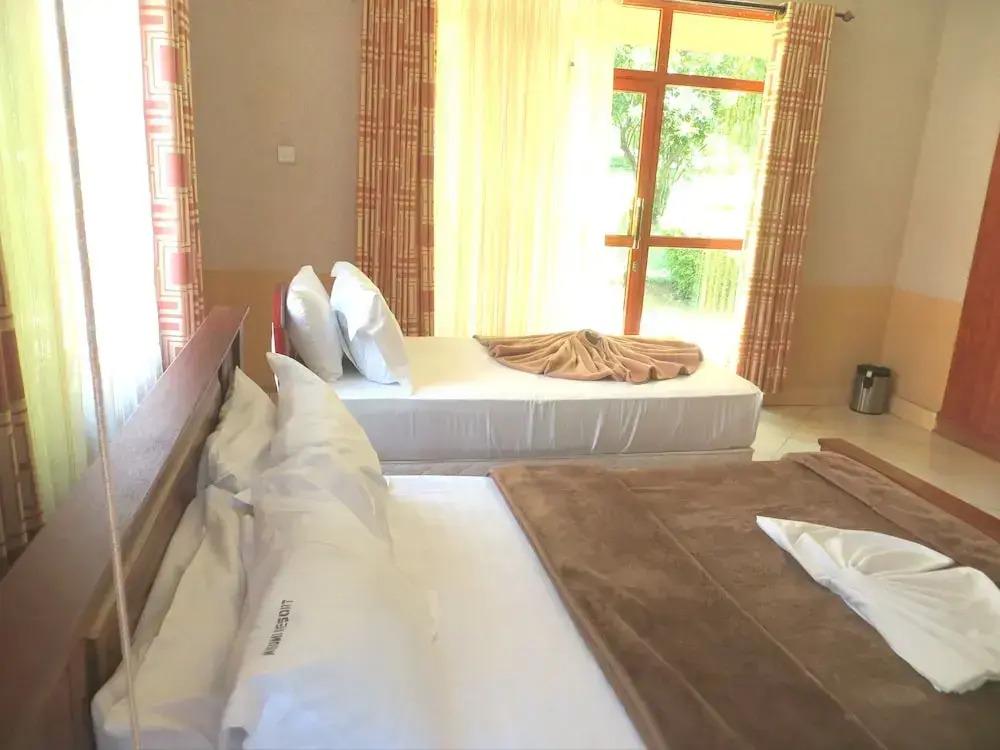 Mikumi Resort & Campsite