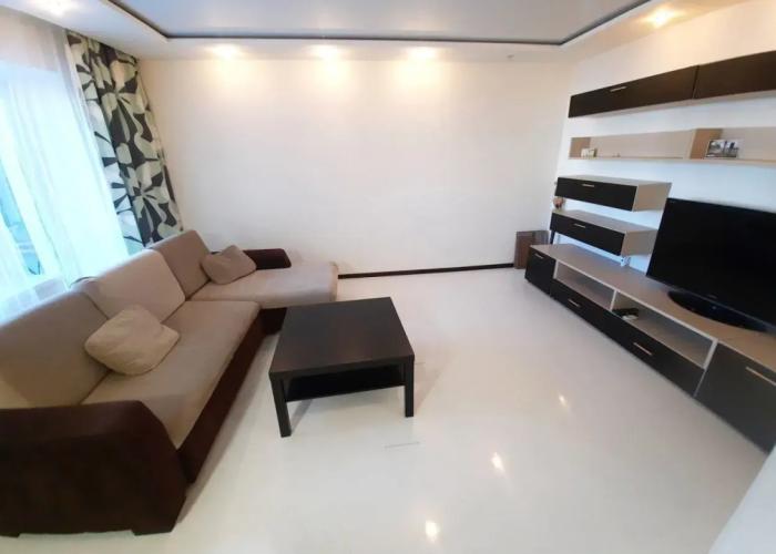 Na Stroyotryadovskoy Flat