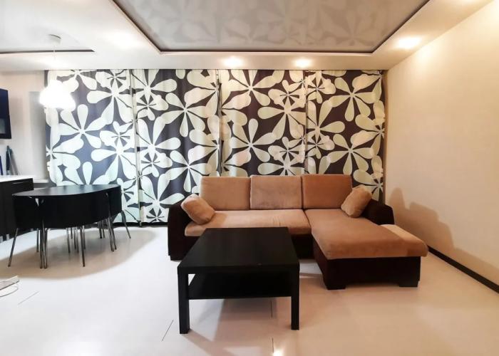 Na Stroyotryadovskoy Flat