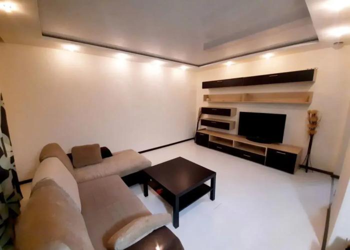 Na Stroyotryadovskoy Flat