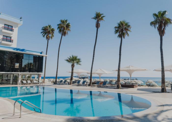 Arkin Palm Beach Hotel