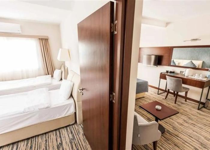 Port View Hotel