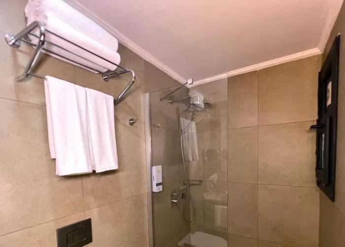 Crown Salamis Hotel