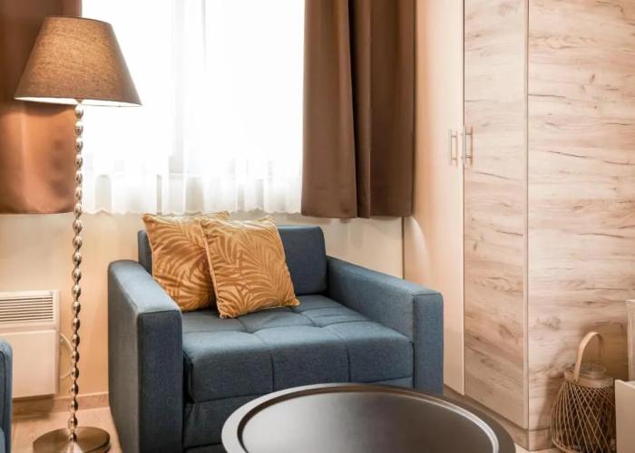 Sky Cabin Apartments