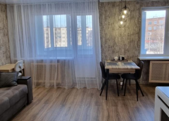 Na Komsomolskoy 4 Apartments