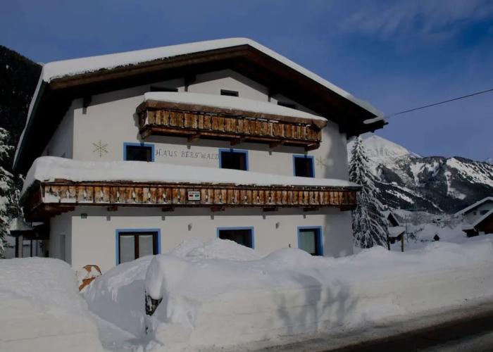 Apartment With a Shared Sauna in Bichlbach