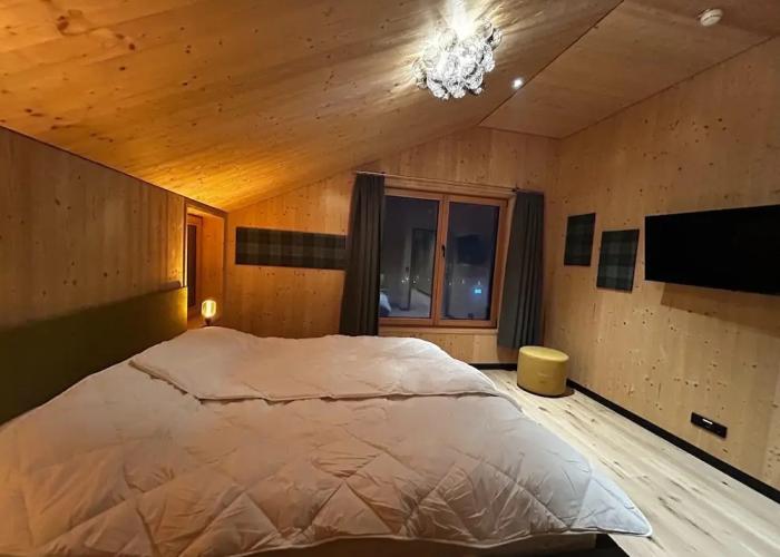 Chalet With Private Sauna House and Garden
