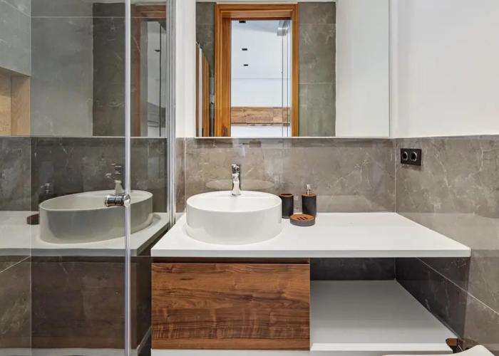 Bayview Hills Luxury Residences