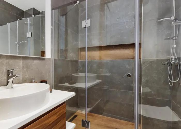 Bayview Hills Luxury Residences