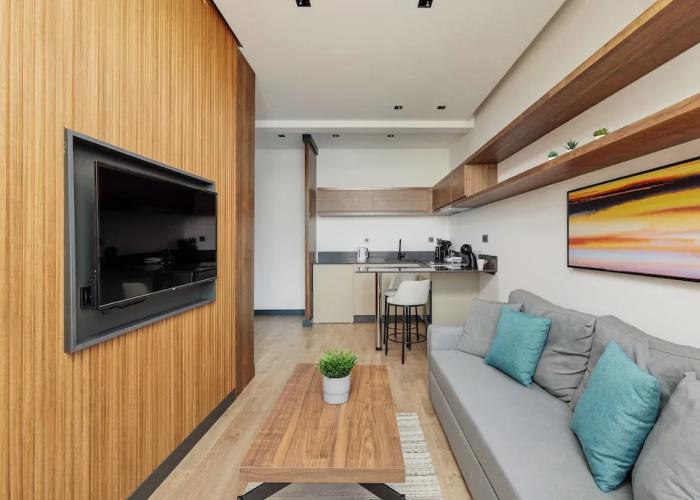 Bayview Hills Luxury Residences
