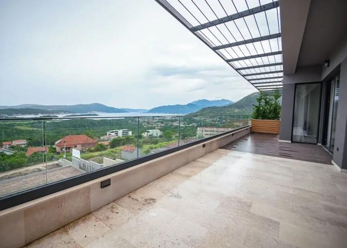 Royal Blue Resort & Residence