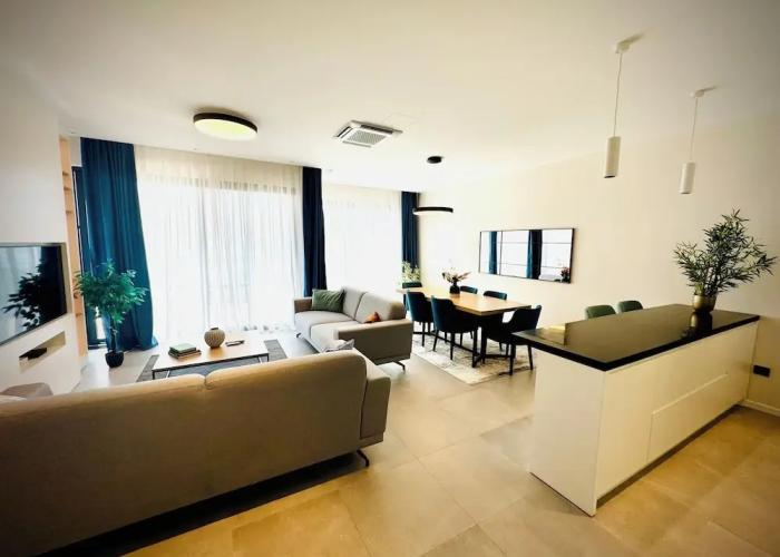 Royal Blue Resort & Residence
