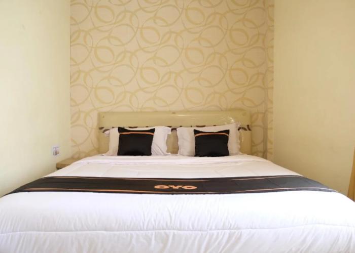 OYO 1616 Hotel Central City 2