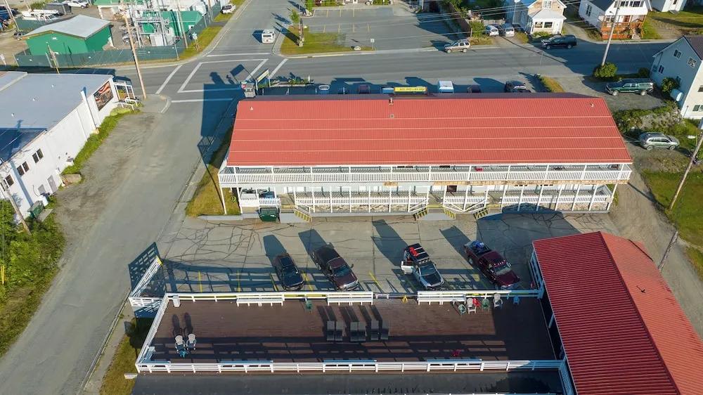 Captain's Choice Motel