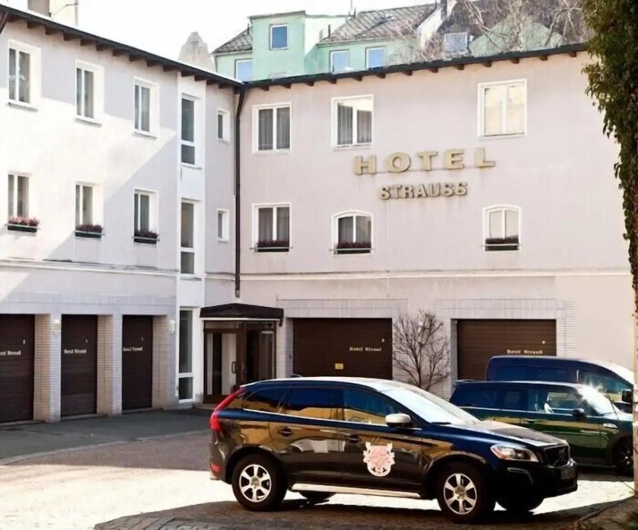 фото Hotel Strauss