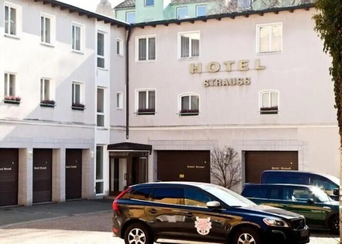 Hotel Strauss