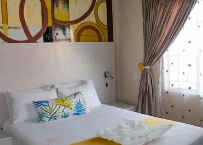 3 Doves Guest House