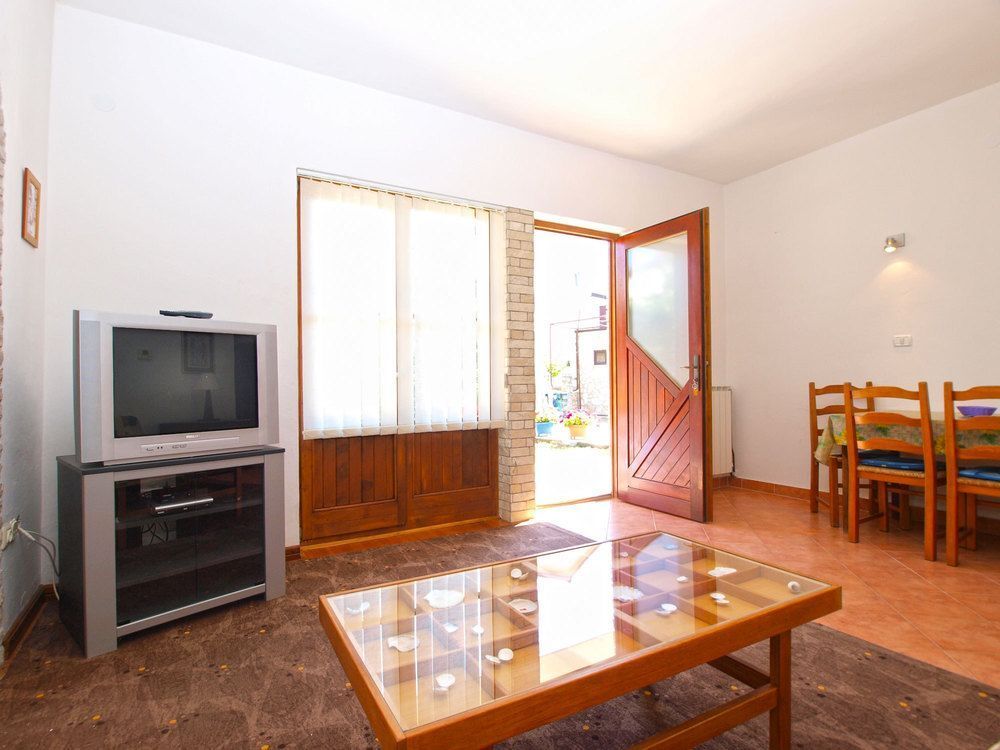 Apartments Bubamara 1398