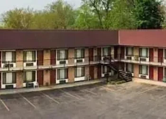 6032 Persepolis Inn