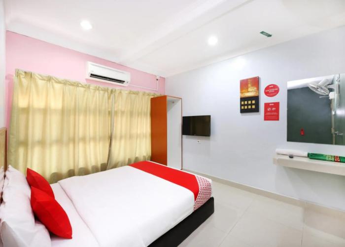 OYO 720 Corridor Hotel 2