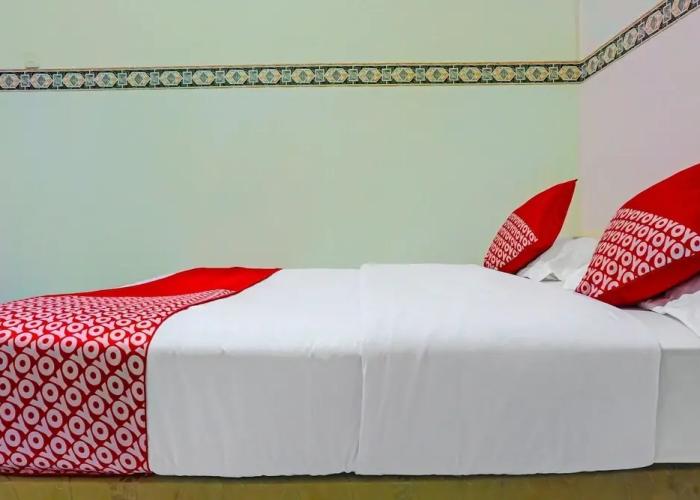 OYO 91900 Wisma Amrach
