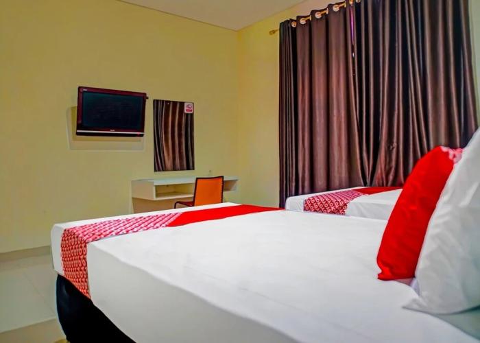 OYO 91900 Wisma Amrach