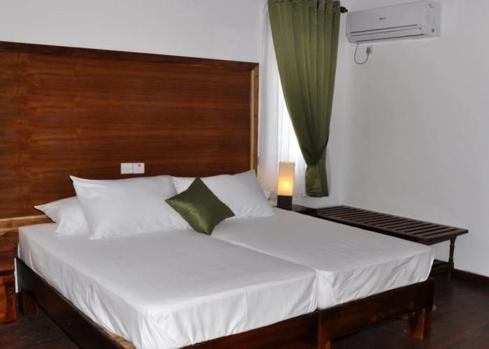 Hotel Naaval