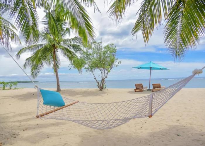 Breeze Pasikudah Resort Hotel